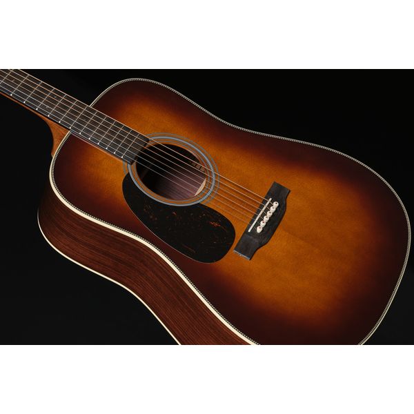 Martin Guitar HD28 Ambertone LH