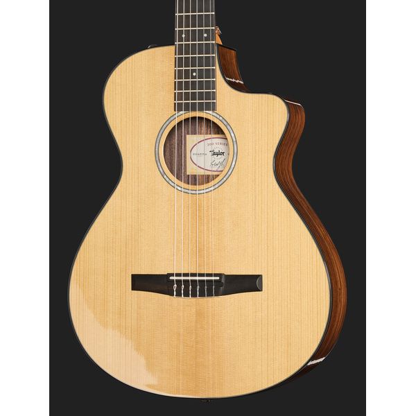 Taylor 212ce-N Plus