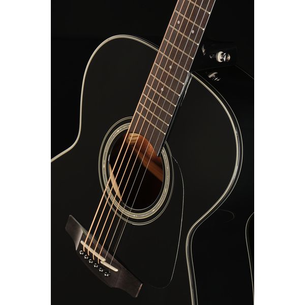 Takamine GN30 B