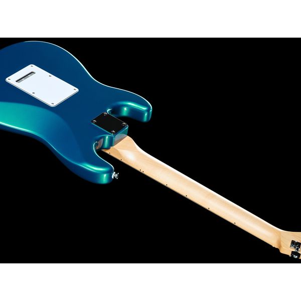 Fender Standard Strat HSS MN WPG AMM