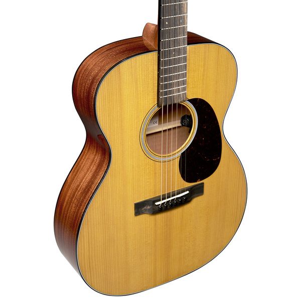 Martin Guitar 000-18 Retro