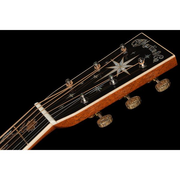 Martin Guitar D-300