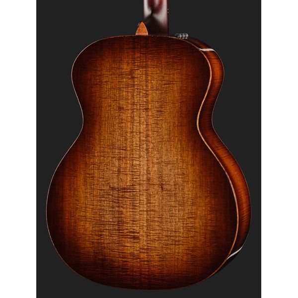 Taylor Custom #44: C24ce 8-String Bar