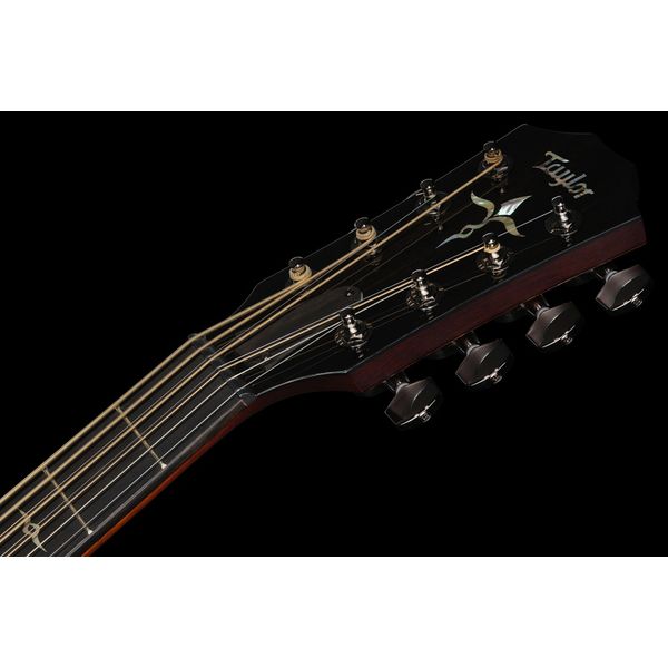 Taylor Custom #44: C24ce 8-String Bar