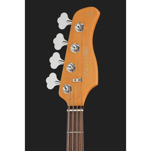 Marcus Miller V6-4 Sandblasted BK