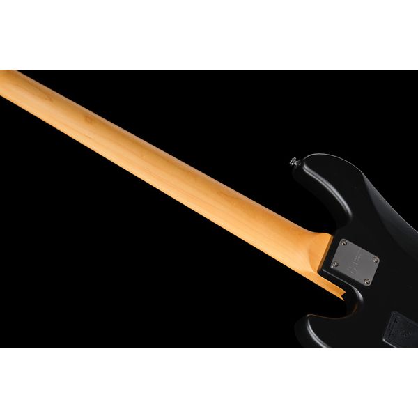 Marcus Miller P6-5 Sandblasted BK