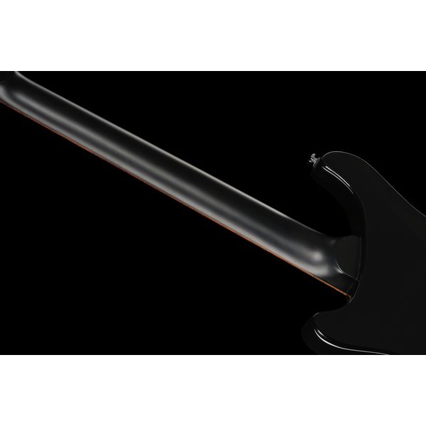 Larry Carlton Q3 Black