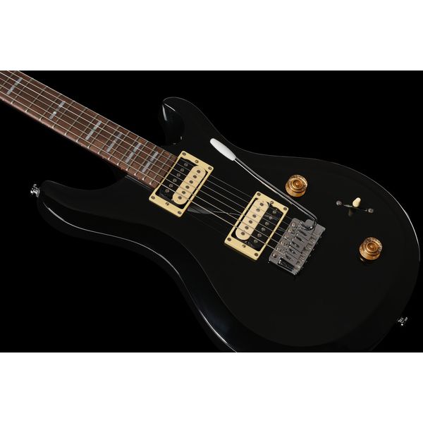Larry Carlton Q3 Black