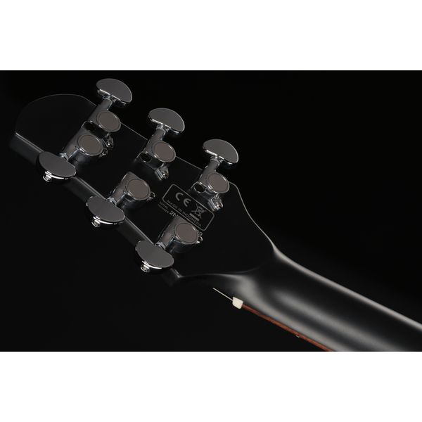 Larry Carlton Q3 Black