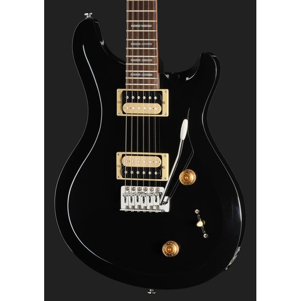 Larry Carlton Q3 Black