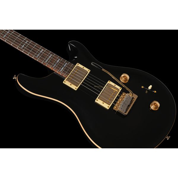 Larry Carlton Q7 Black
