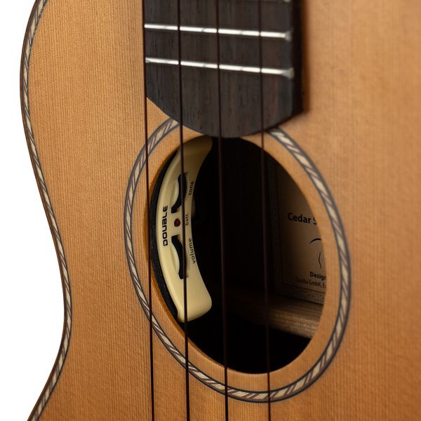 Cascha Cedar Concert Uku Solid Top EQ