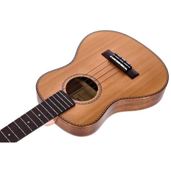 Cascha Cedar Tenor Uku Solid Top EQ