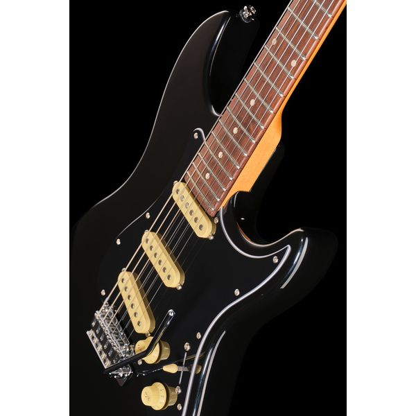 Larry Carlton S3 BK New Gen
