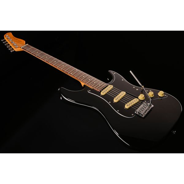 Larry Carlton S3 BK New Gen