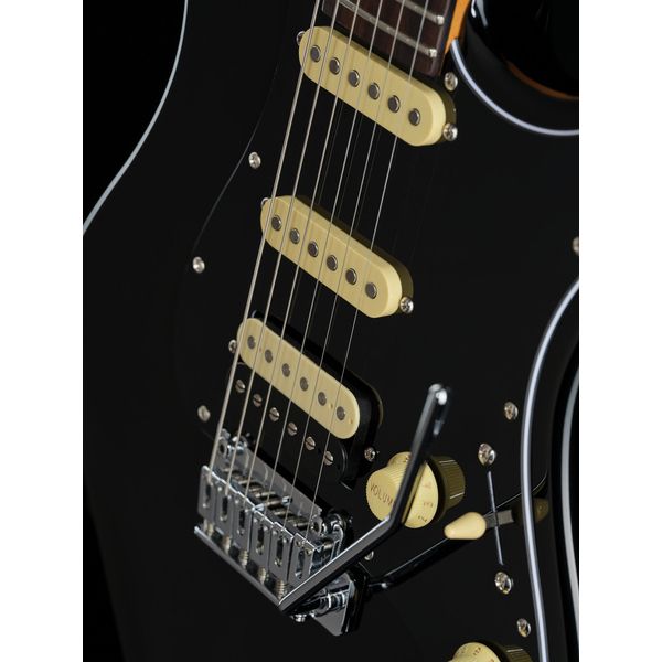 Larry Carlton S3 HSS BK New Gen