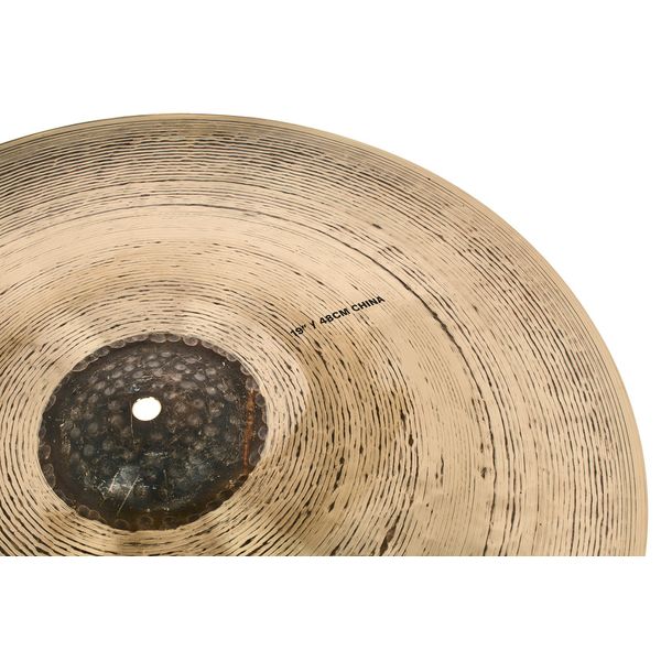 Zultan 19" China 25