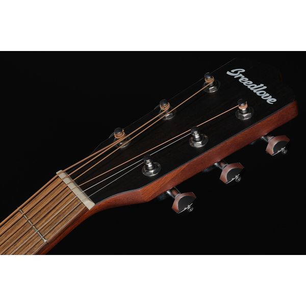 Breedlove Discovery S Dreadn Conc CE EB