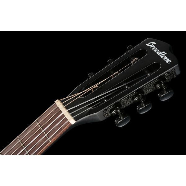 Breedlove Discovery S Conc Nylon CE BS