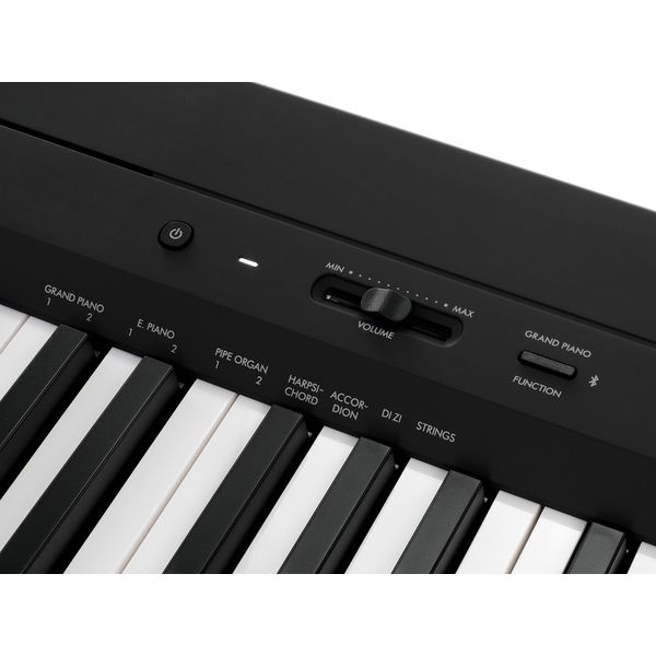 Yamaha P-145 B BT