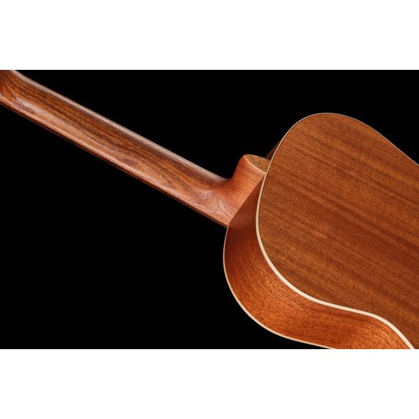 La Mancha Rubi CM Armrest Edition