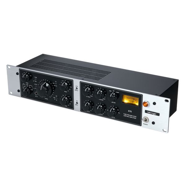 Behringer 676