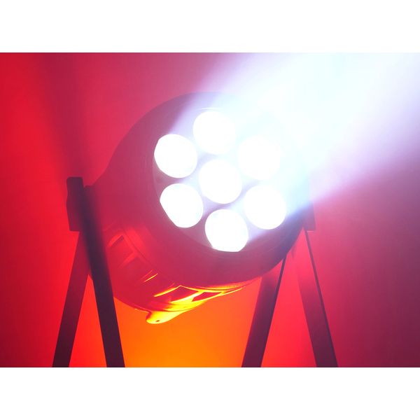 Eurolite AKKU IP PAR 7 QCL CRMX MK2