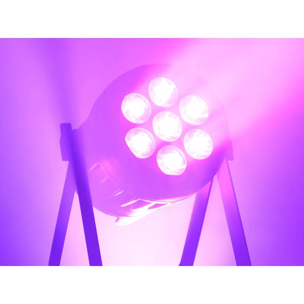 Eurolite AKKU IP PAR 7 QCL CRMX MK2