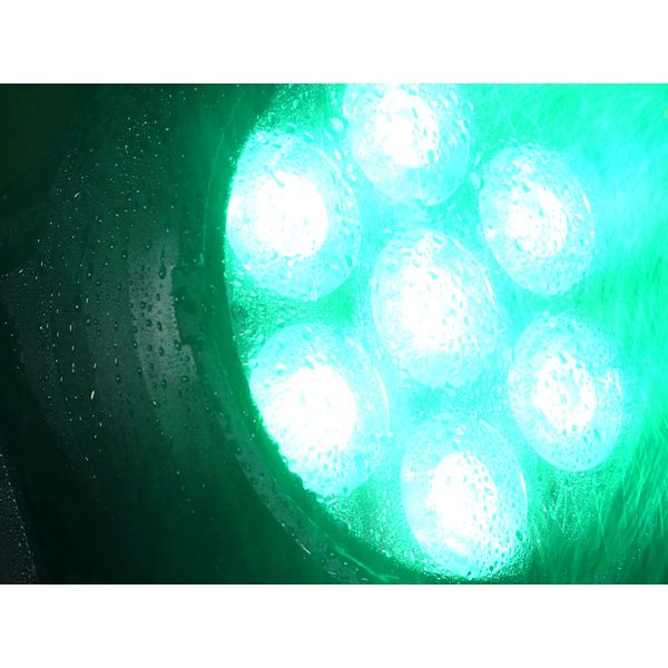 Eurolite AKKU IP PAR 7 QCL CRMX MK2