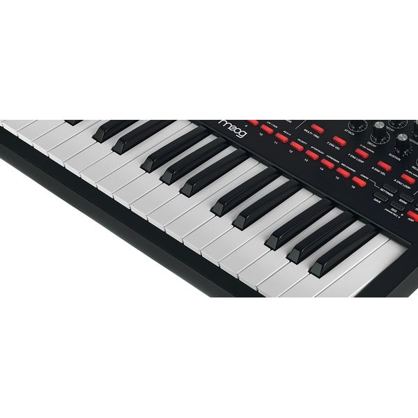 Moog Messenger