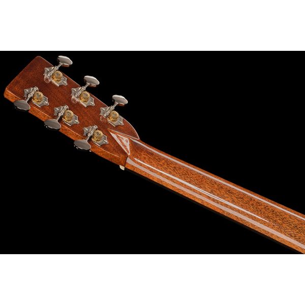 Martin Guitar 000-EC 30th Anniversary