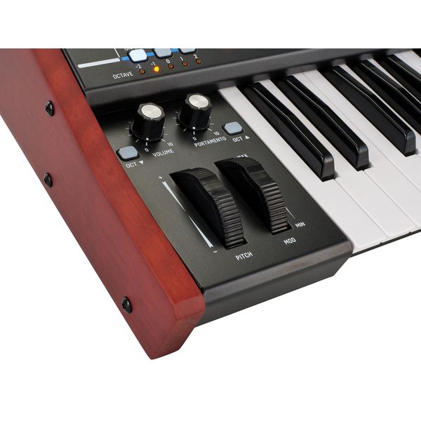 Behringer DeepMind 12X