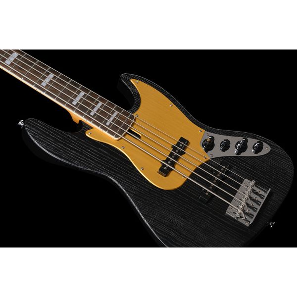 Marcus Miller V7-5 Sandblasted BK TE