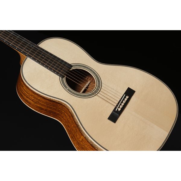 Martin Guitar Custom Shop 00 Spruce