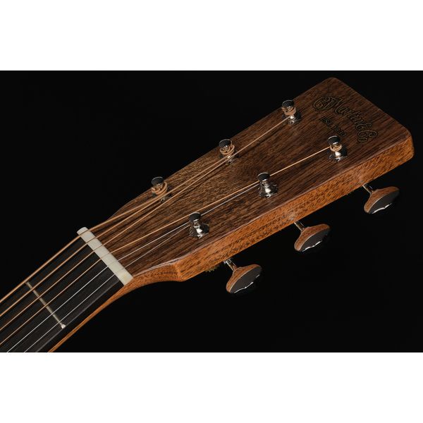 Martin Guitar Custom Shop 000 Black Walnut