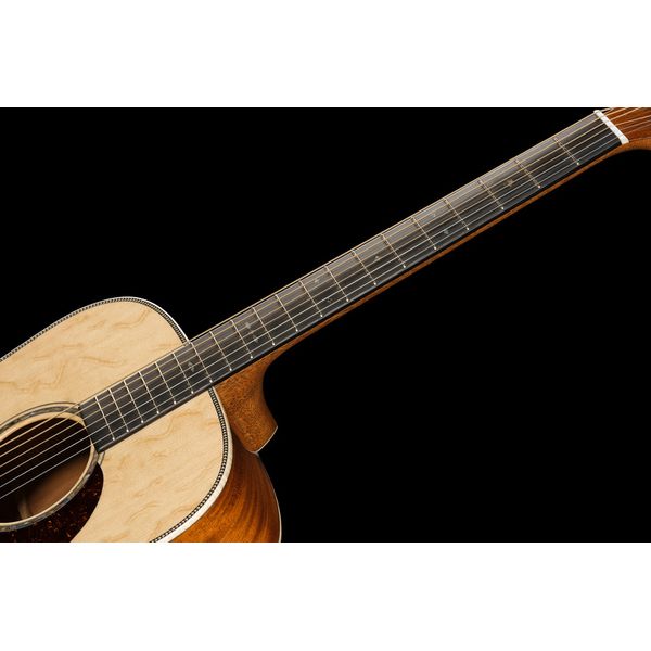 Martin Guitar Custom Shop D HPW