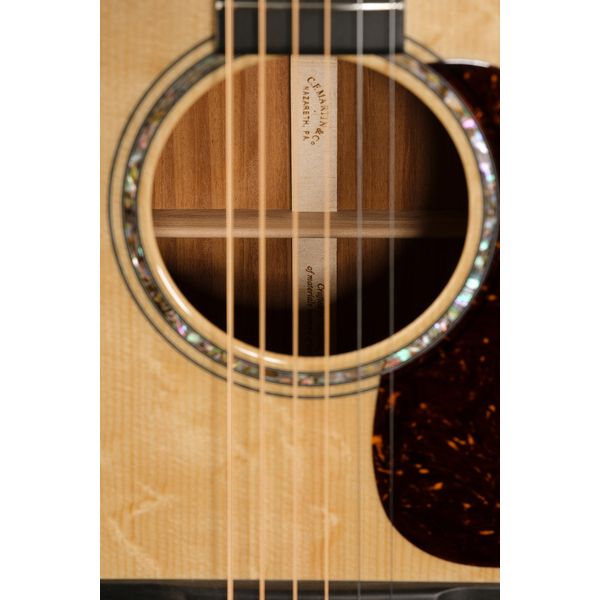 Martin Guitar Custom Shop D HPW