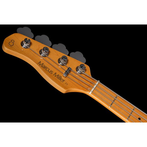 Marcus Miller Z3-4 Antique White LH