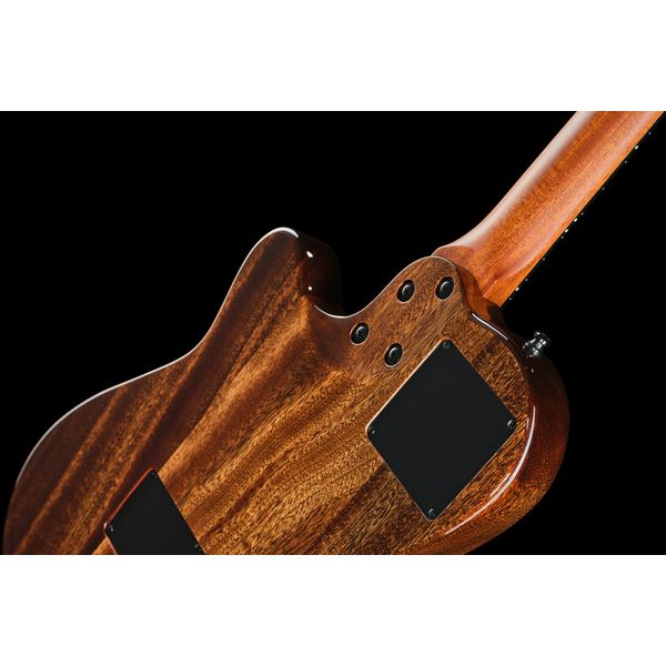 Godin A6 Ultra Dlx Natural