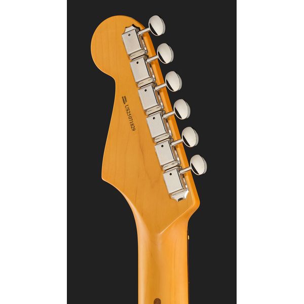 Fender Am Pro Clsc Strat RW FBLK