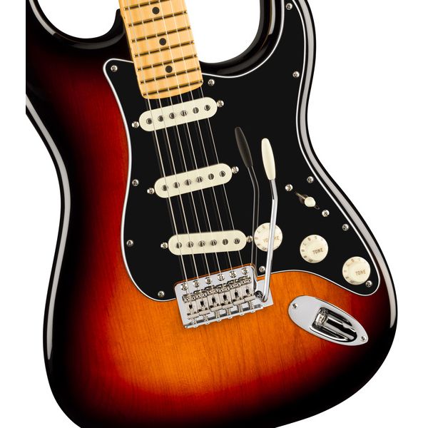Fender Am Pro Clsc Strat MN 3TS