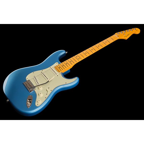 Fender Am Pro Clsc Strat MN FLPB