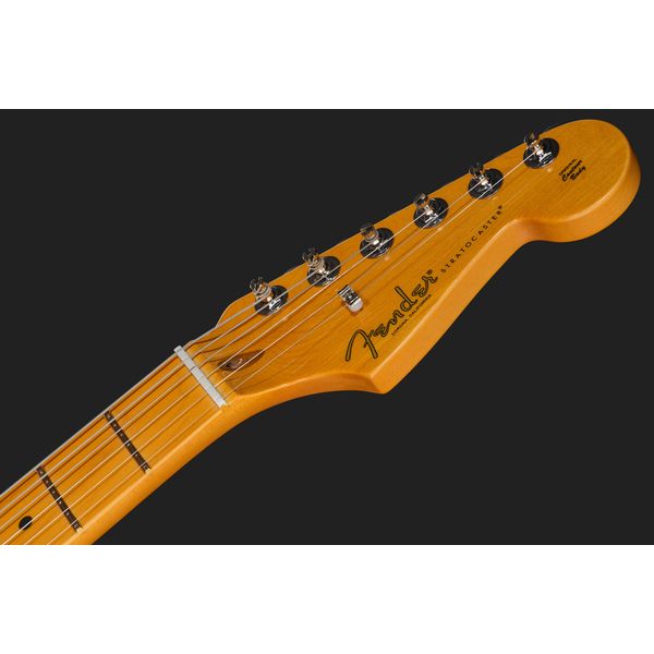 Fender Am Pro Clsc Strat HSS MN 3TS