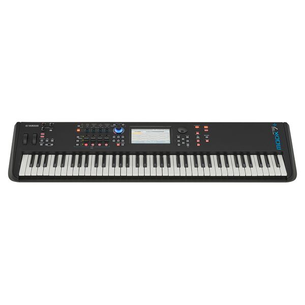 Yamaha MODX7+ Bag Bundle