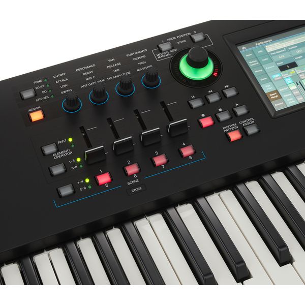 Yamaha MODX7+ Bag Bundle