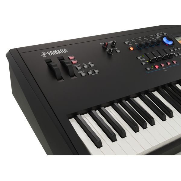 Yamaha MODX8+ Bag Bundle