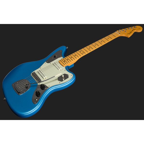 Fender Am Pro Clsc Jaguar MN FLPB
