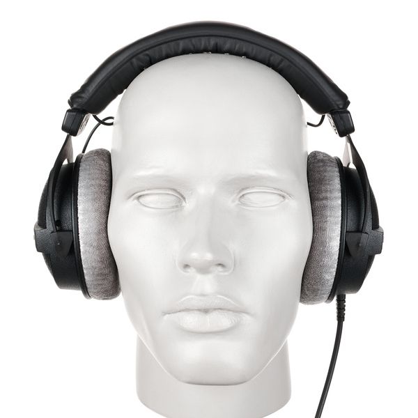 Shure SM 7 dB Headphone Bundle
