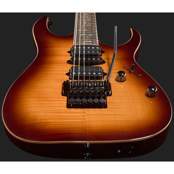 Ibanez j.custom RG8570-BSR