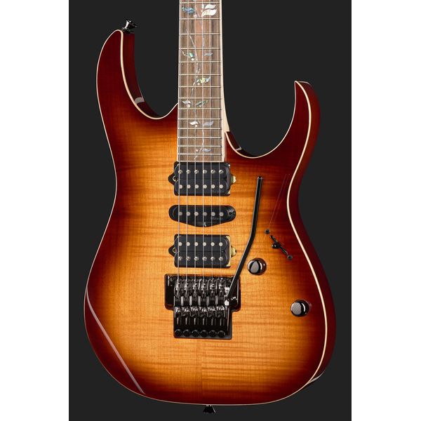 Ibanez j.custom RG8570-BSR